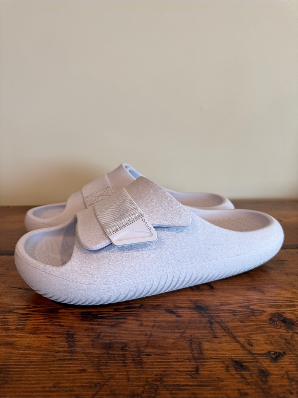 Crocs Mellow Luxe Recovery Athleisure Slide Purple Moon Men’s 6 Women’s 8